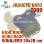 juguete rascador gato toro tela sonido al apretar y sonajero 20x20 cm